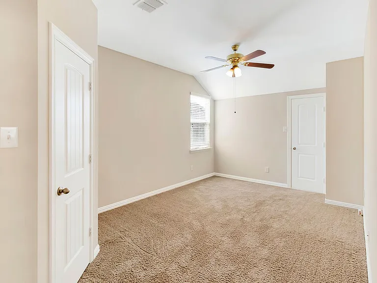 4908 Rushden Rd — Photo 28