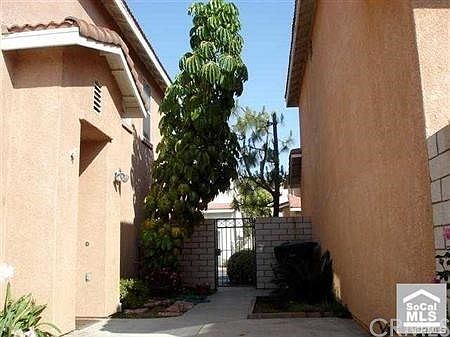 2nd image of 1448 Holcomb Pl
