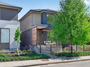 44 Telmon St, Ottawa, ON K1S5P7