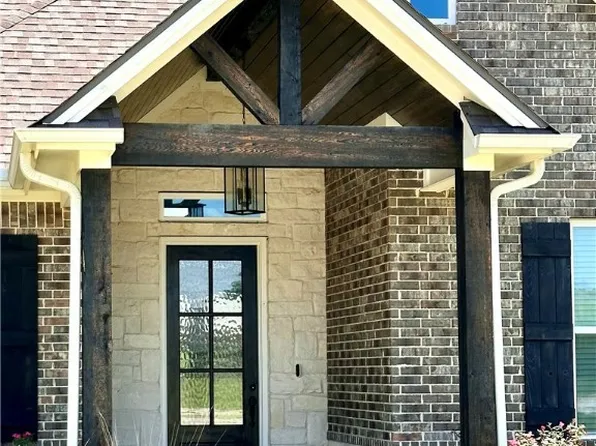 3621 Dawn Ct, Bryan, TX 77802