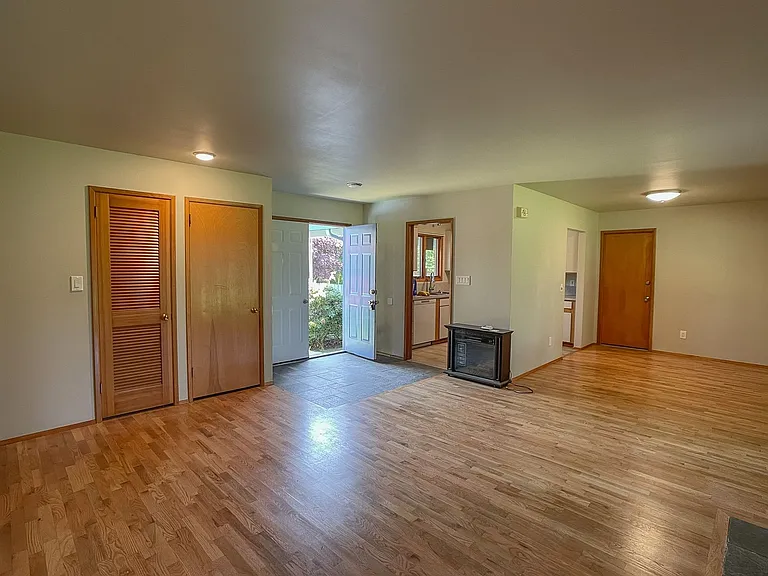 30827 21st Ave SW — Photo 4