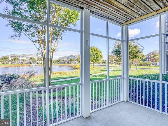3rd image of 33106 N Village Loop Unit 1104