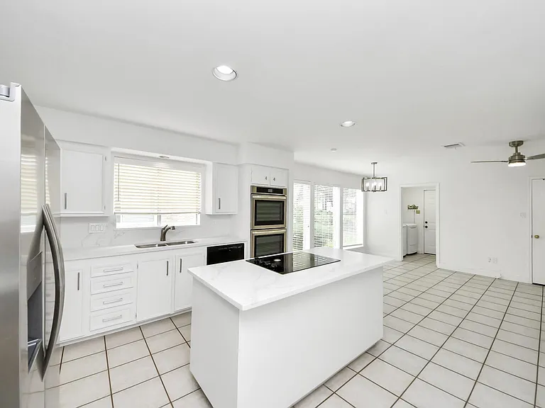 11415 Ella Lee Ln — Photo 9