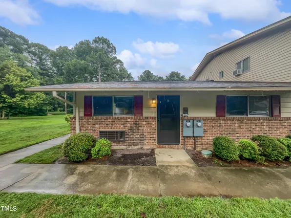 130 S Estes Dr APT J4, Chapel Hill, NC 27514