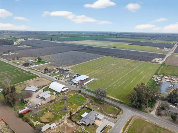 6873 20th Ave, Lemoore, CA 93245