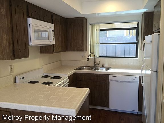 4th image of 4627 34th St Unit 04