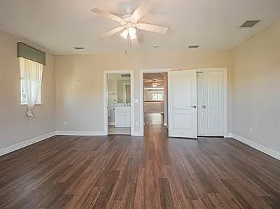 1875 Bridgepointe Cir #33 — Photo 14
