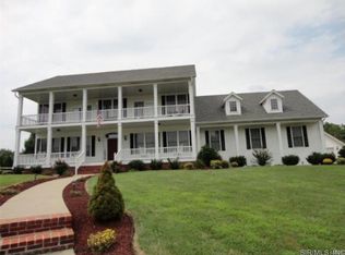 205 Pine Trl, Lebanon, IL 62254