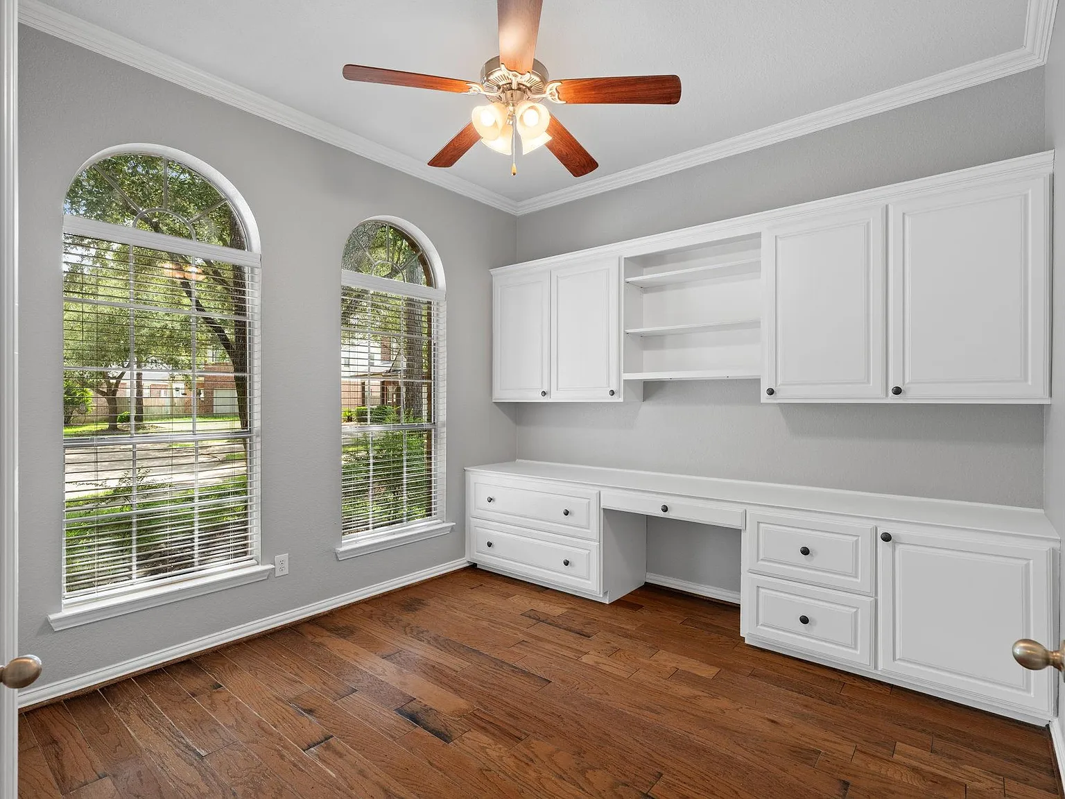 4 bed, 3.0 bath, 2777 sqft, $3,800 — Photo 4
