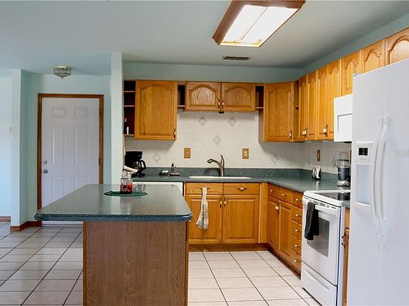 4th image of 10670 Del Prado Dr W