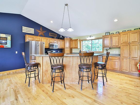 2nd image of 20697 Carolyn Ln