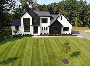 7825 Venice Ct #3, Brighton, MI