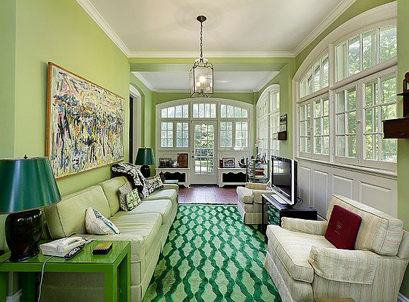 4th image of 200 Vine Ave