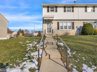 522 Linden St, Leesport, PA 19533