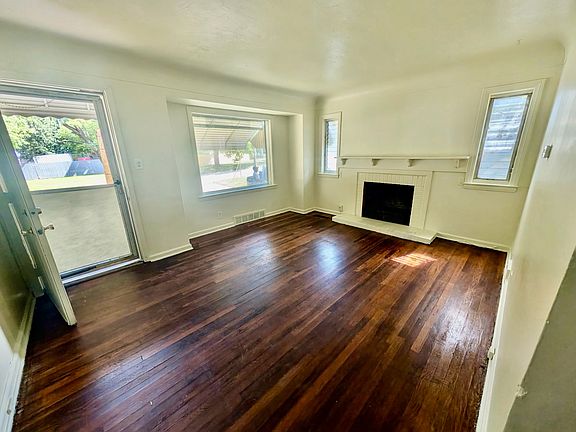 2nd image of 1161 Forest Ave