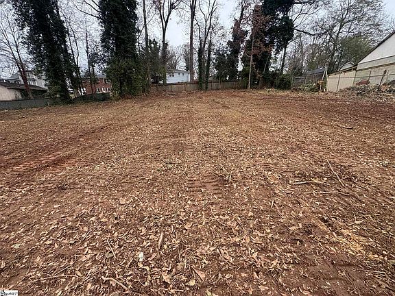 5th image of 233 Murrell Rd