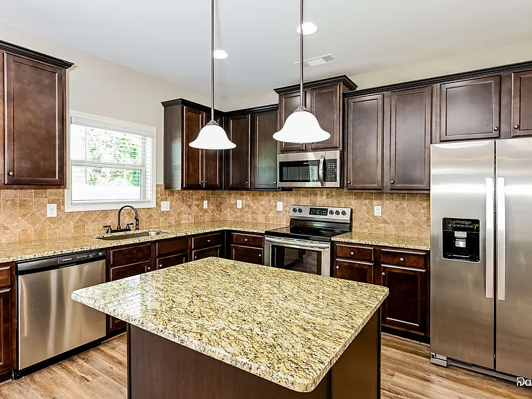 2131 Bridgewater Pass — Photo 2