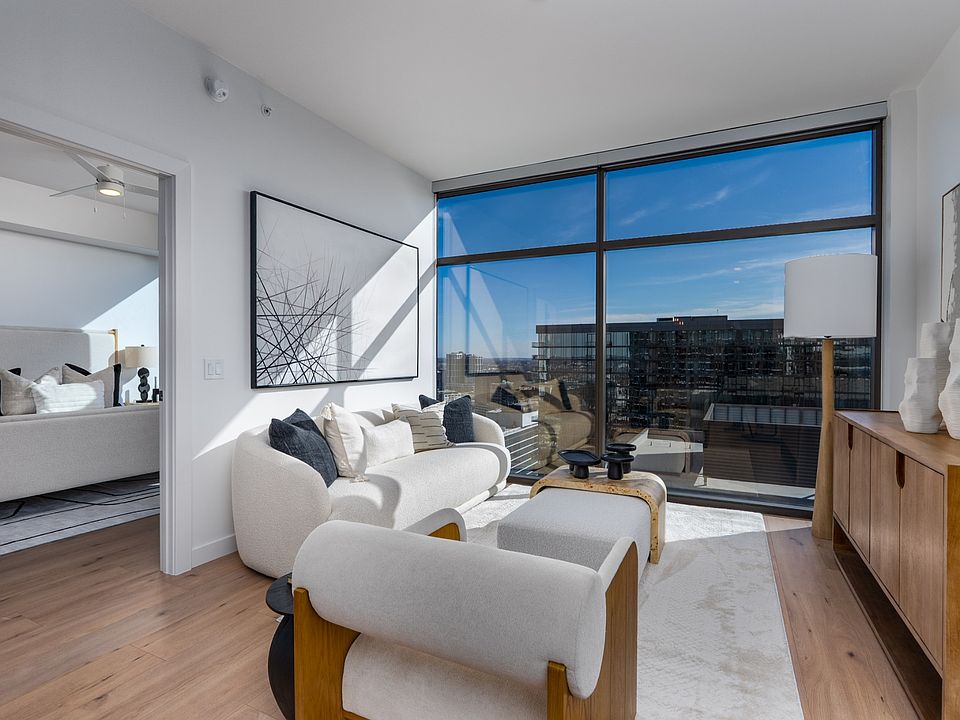 1st image of 1212 Demonbreun St #1105