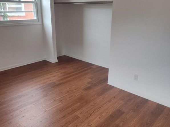 109 N Russell St UNIT 1