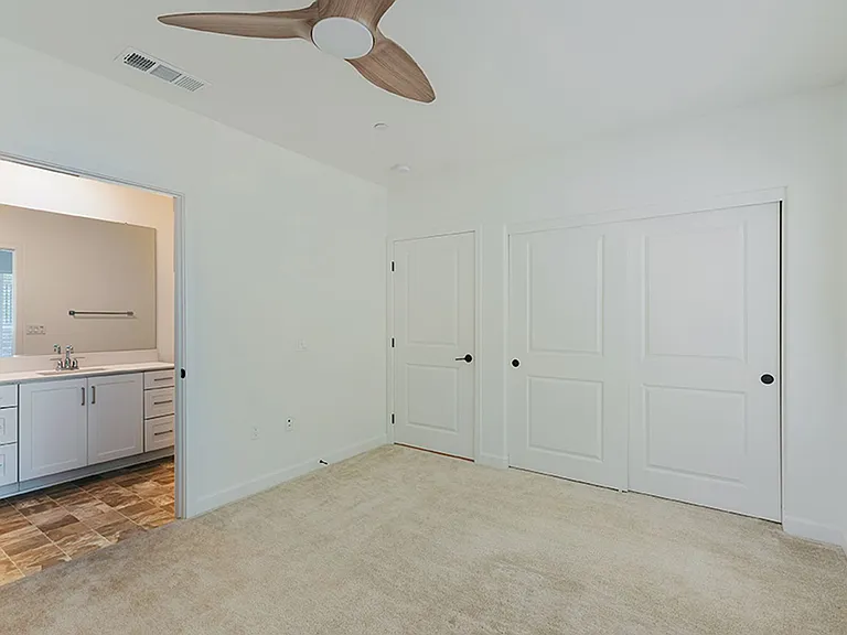 11936 Owen Ln — Photo 11