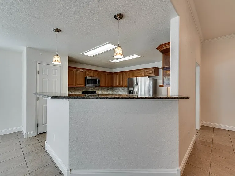 3316 Sagemont Dr — Photo 7