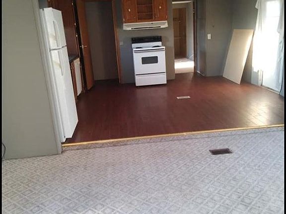 5th image of 5009 Nellie Sue Cir