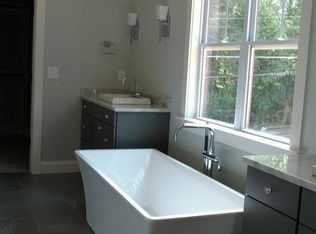 107 E Roanoke Park Dr, Raleigh, NC 27608