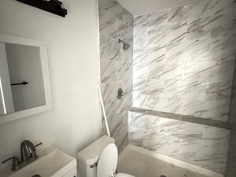253 N Carolina St — Photo 10