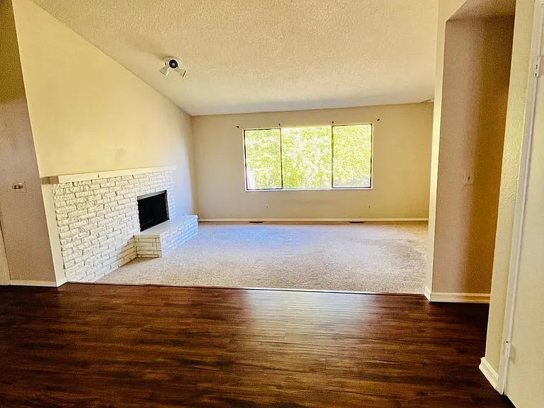 8450 SW Parkview Loop — Photo 2