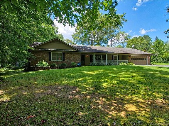 2nd image of 113 Robin Crest Dr