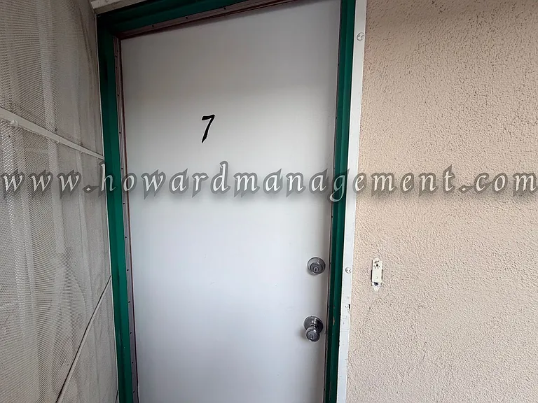 01405BA — Photo 14