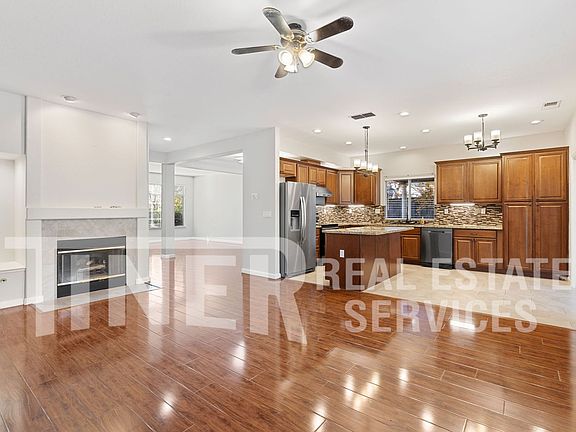 2nd image of 105 Vierra Cir