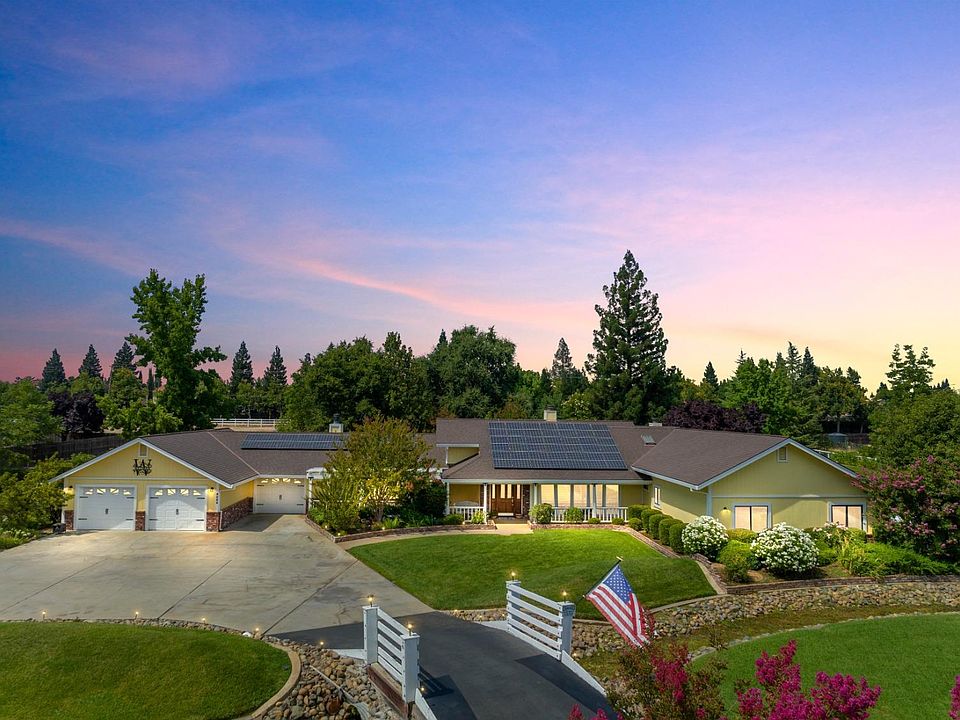 1st image of 3682 Kenwood Way