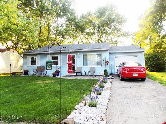 2nd image of 8038 Winchester Pl