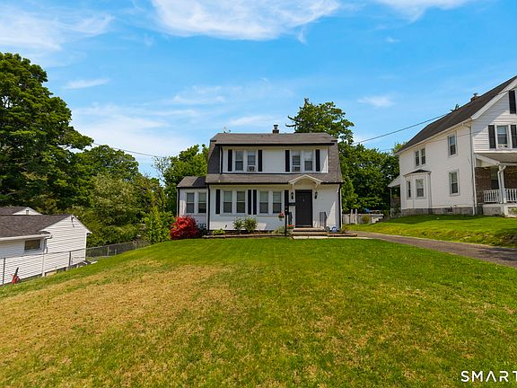 2nd image of 24 Pleasant Avenue