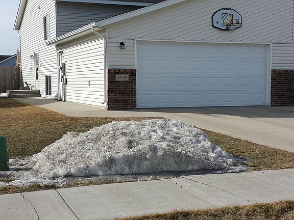 2nd image of 1819 41st Ave S