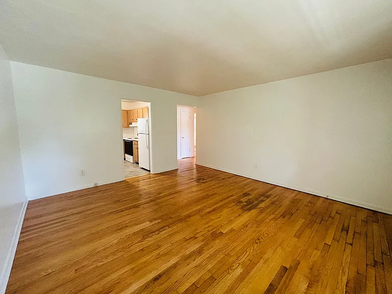 109 Northview Dr #4 — Photo 4
