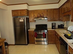 2nd image of 5032 W Circle Dr APT 201
