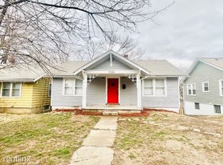 9320 E 15th St S, Independence, MO 64052