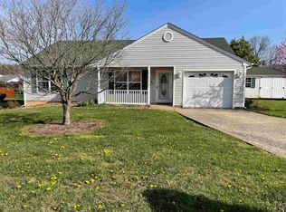 305 Lancelot Ln, Staunton, VA 24401