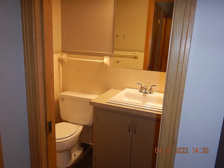 964 S 9th St — Photo 11