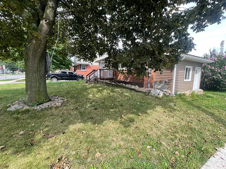 493 Upper Gage Ave #MAIN — Photo 4