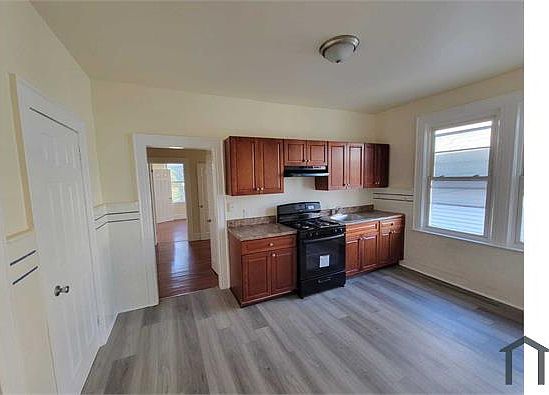 5th image of 43 Isabella Ave