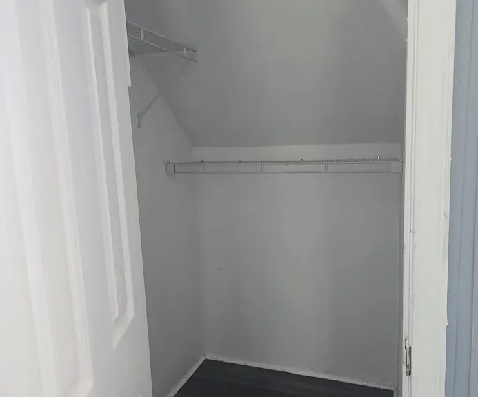 504 Homestead Ave #2 — Photo 4