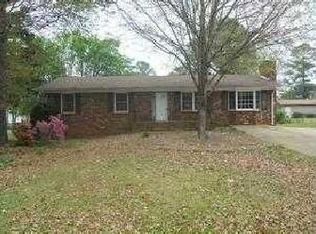 10642 Panhandle Rd, Hampton, GA 30228