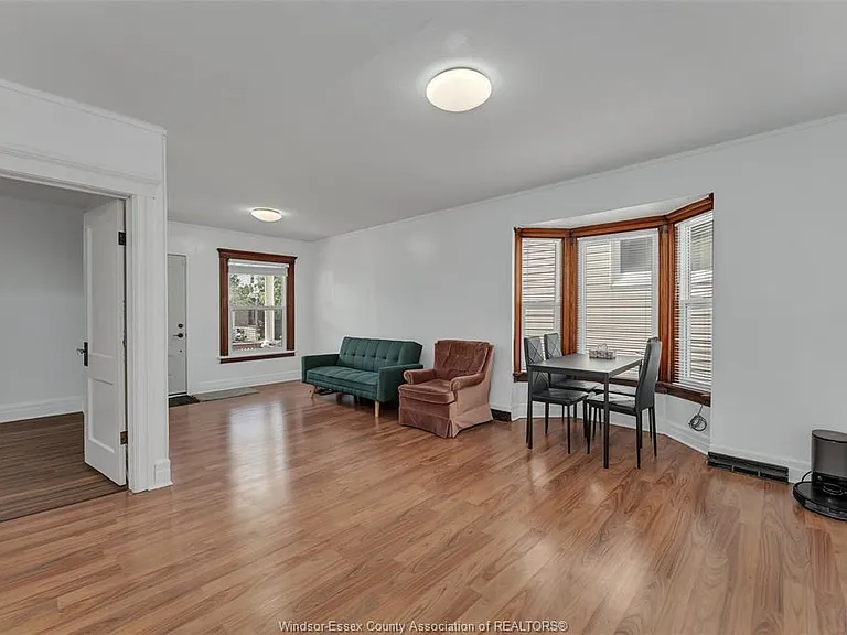 1166 Pierre Ave #UPPER — Photo 7