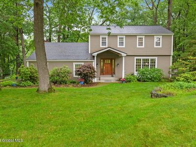 19 Canterbury Road, Clifton Park, NY, 12065