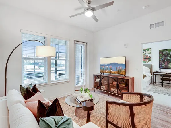 Tapestry University Park