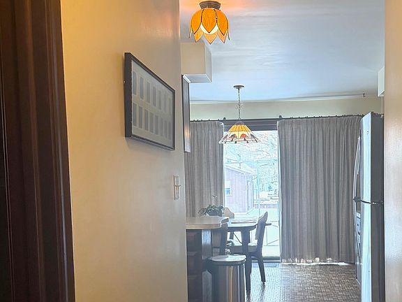 4th image of 5374 Pointe Dr