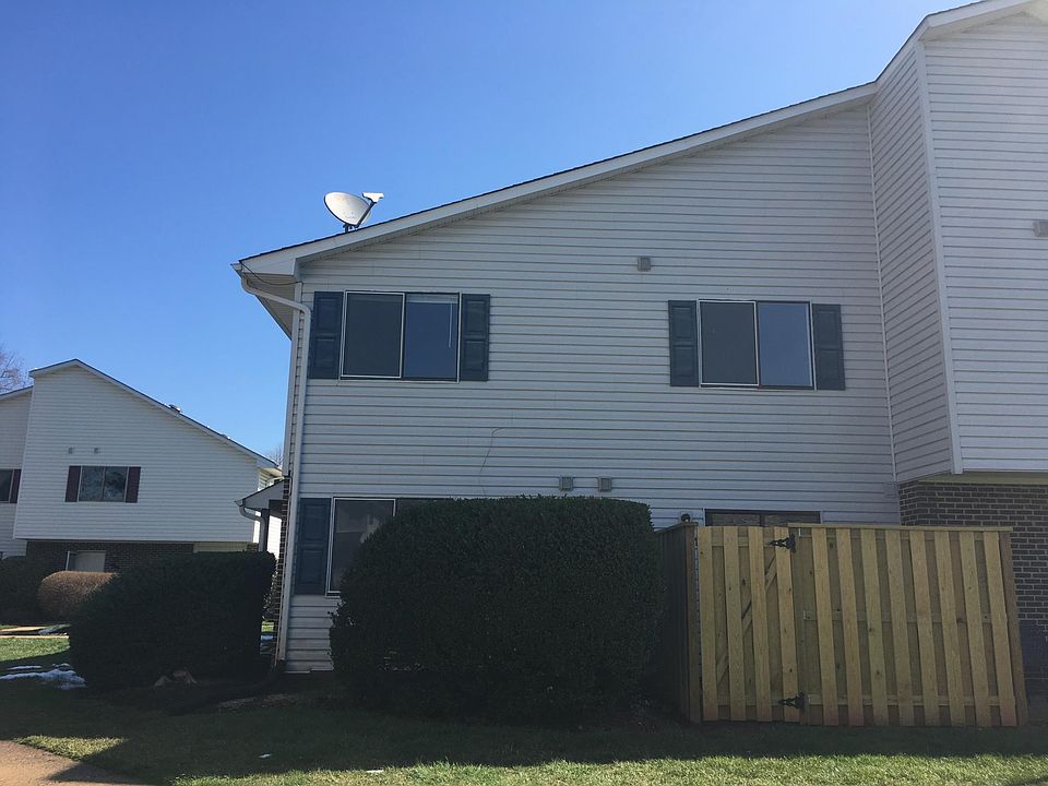 1st image of 9015 Sandalwood Dr #A